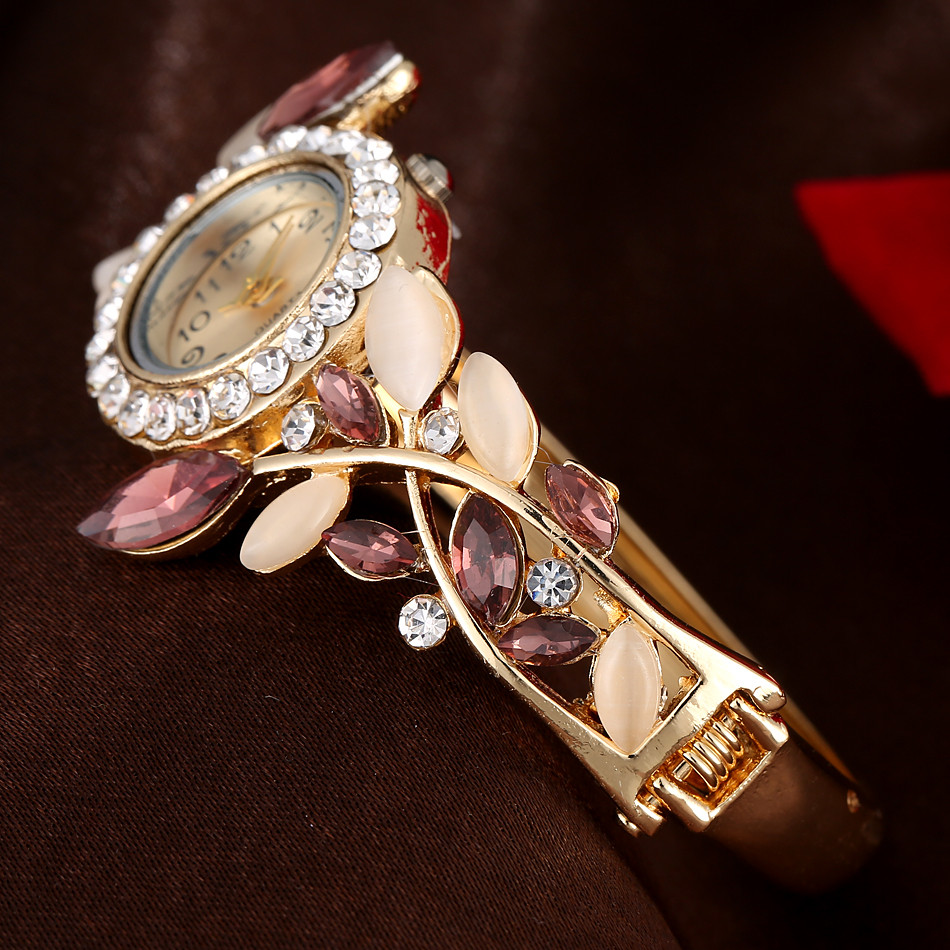 Women's Luxury Colored Diamond - огляд і ціна Luxury Watch Diamond